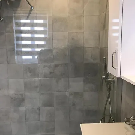 Zenith A20 Apartment